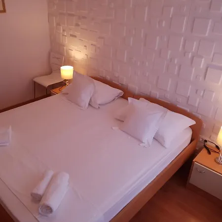 Apartament App 2+2 Nizic