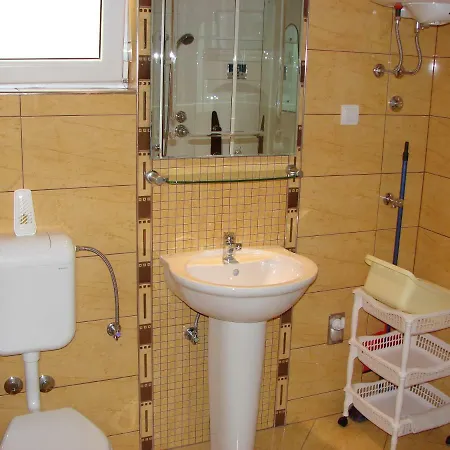 App 2+2 Nizic Apartment Makarska